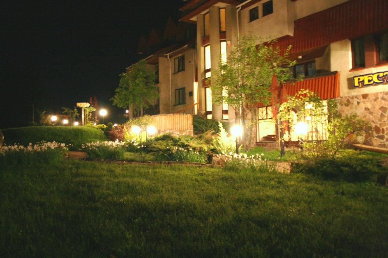 Hotel Perlyna Karpat Slavske Exterior foto